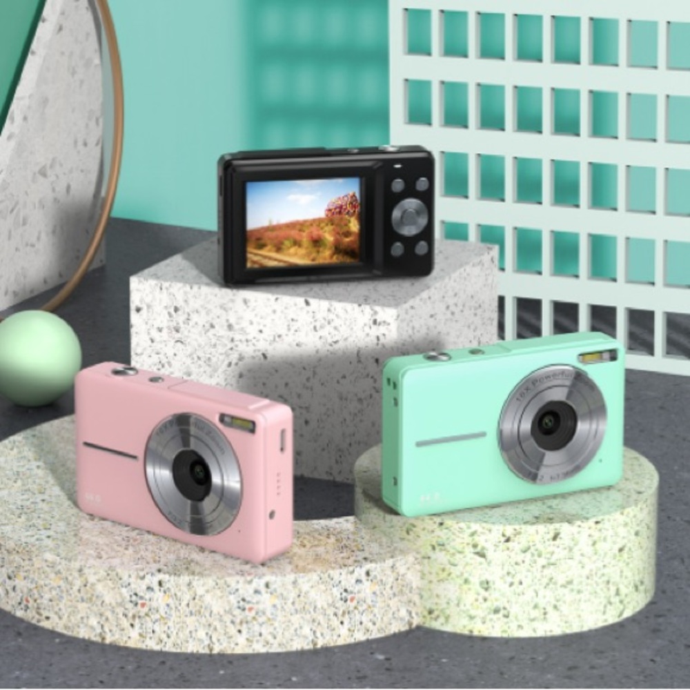 NEW Student Digital Camera 16X Zoom 2.4 Inch Screen Student Mini Digital Camera